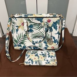 Henri Bendel Floral Print Bag Set